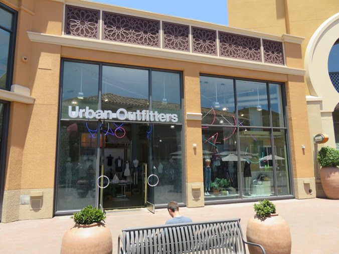 Irvine Spectrum Center Urban Outfitters