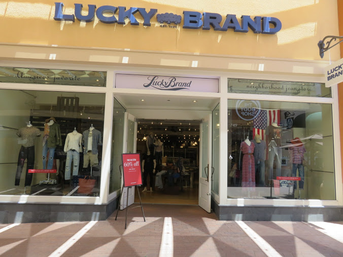 Irvine Spectrum Center Lucky Brand