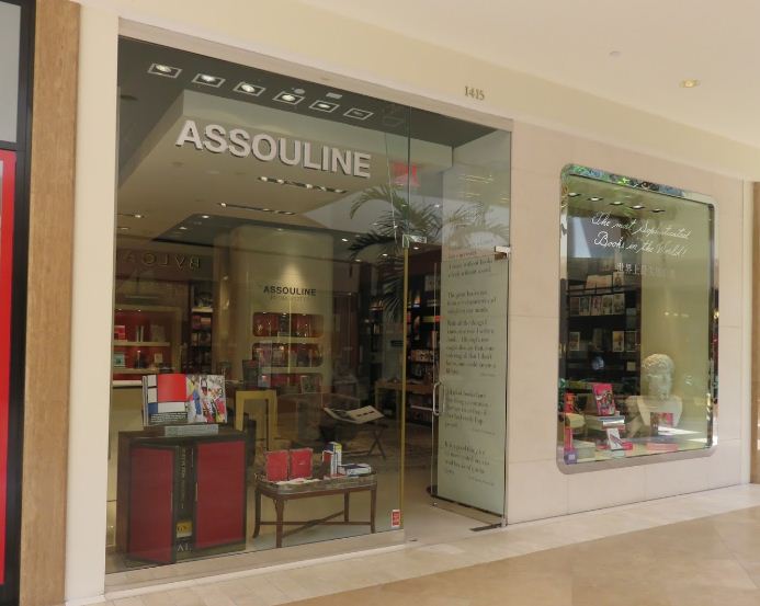 South Coast Plaza Assouline